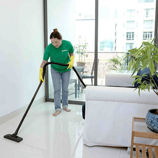 İzmir Gündelik Temizlikçi : Kapak Görseli